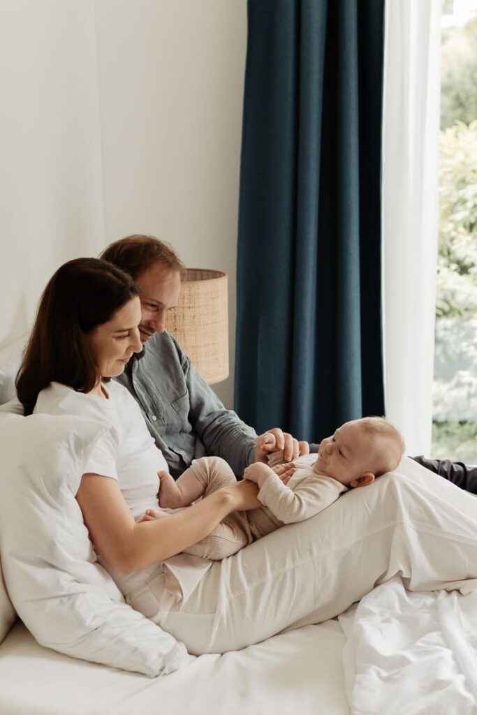 Vorteile eines Newborn Shootings zu Hause - Baby Shooting in Zürich