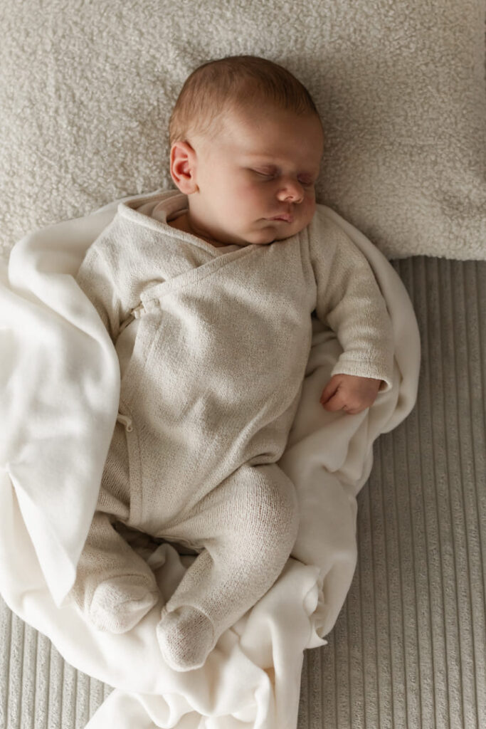 Neugeborenenfotos, Baby im Portrait